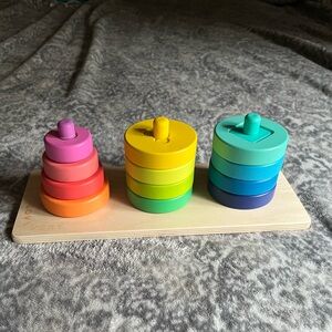 Lovevery Twist & turn stacking puzzle *see description *